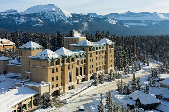 Best Winter Destinations for 2025: Snowy Escapes and Sunny Getaways